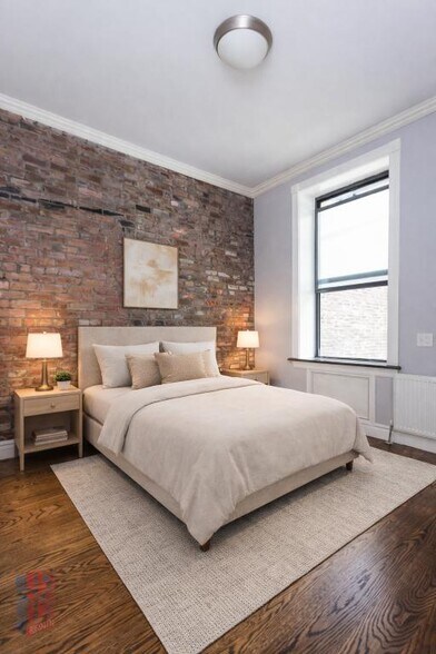 Building Photo - 47 E 1st St