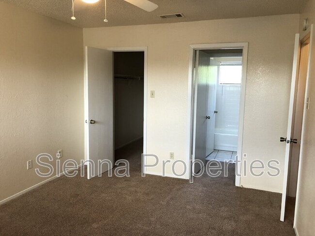 Building Photo - 8300 Bradford Edward Cove