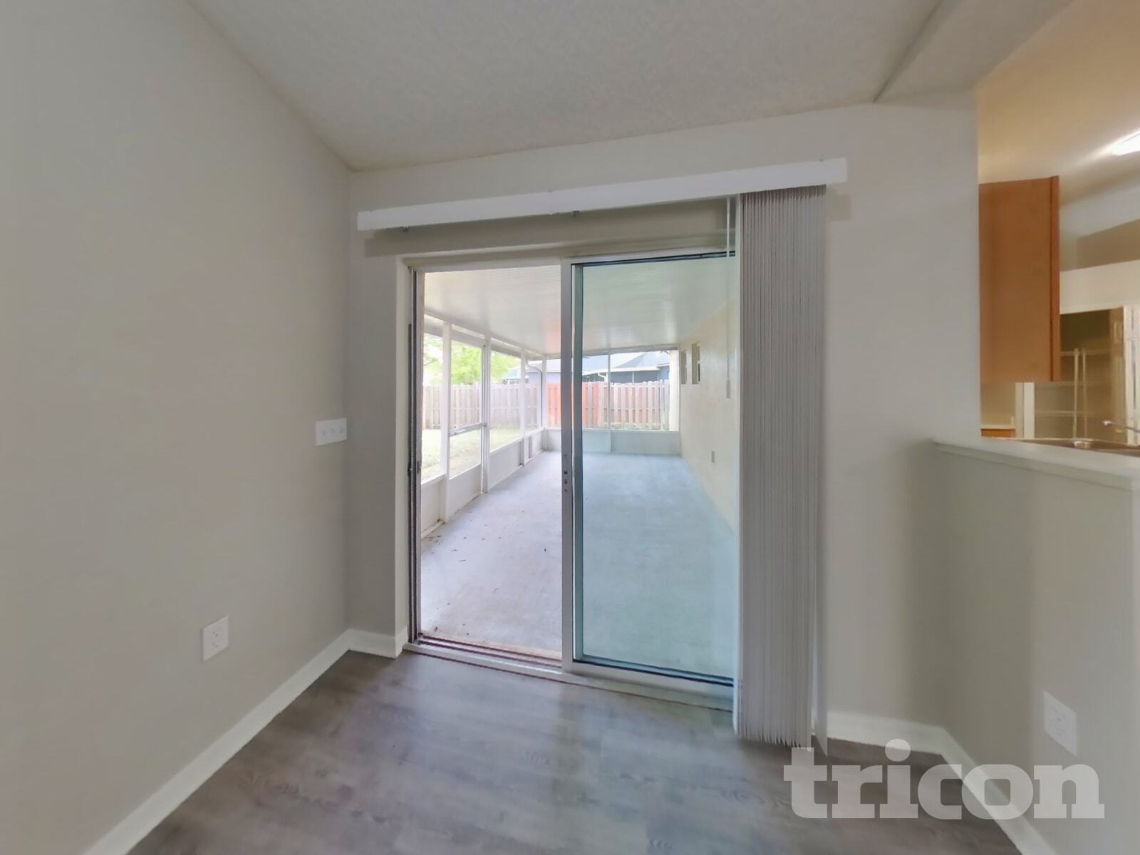 Building Photo - 11960 Cherry Creek Rd