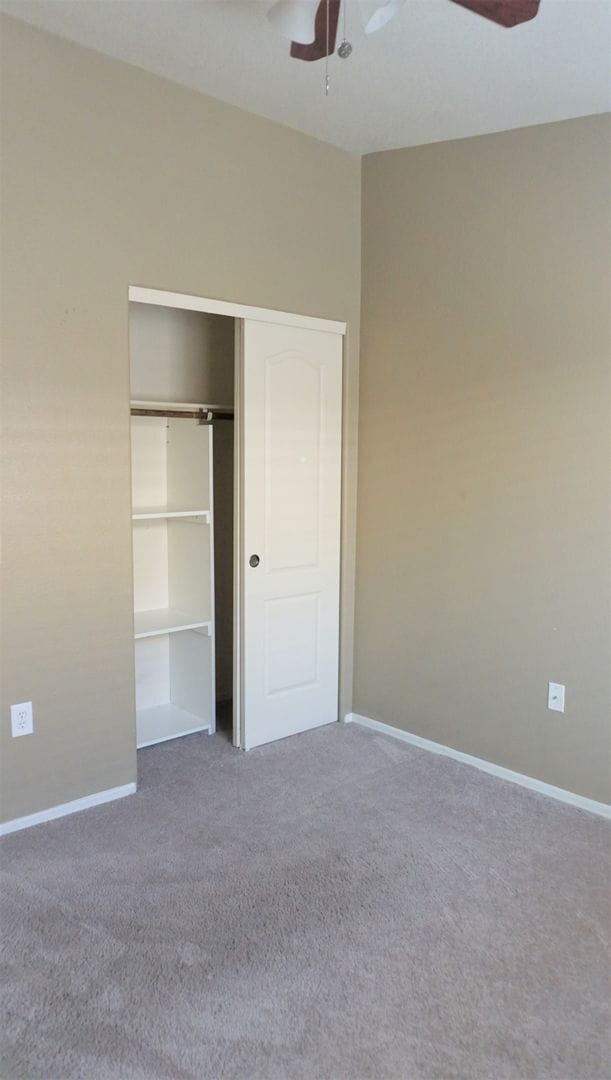 Building Photo - 3359 Zion Ct