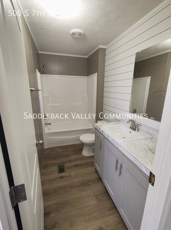 Building Photo - 500 S 7th St