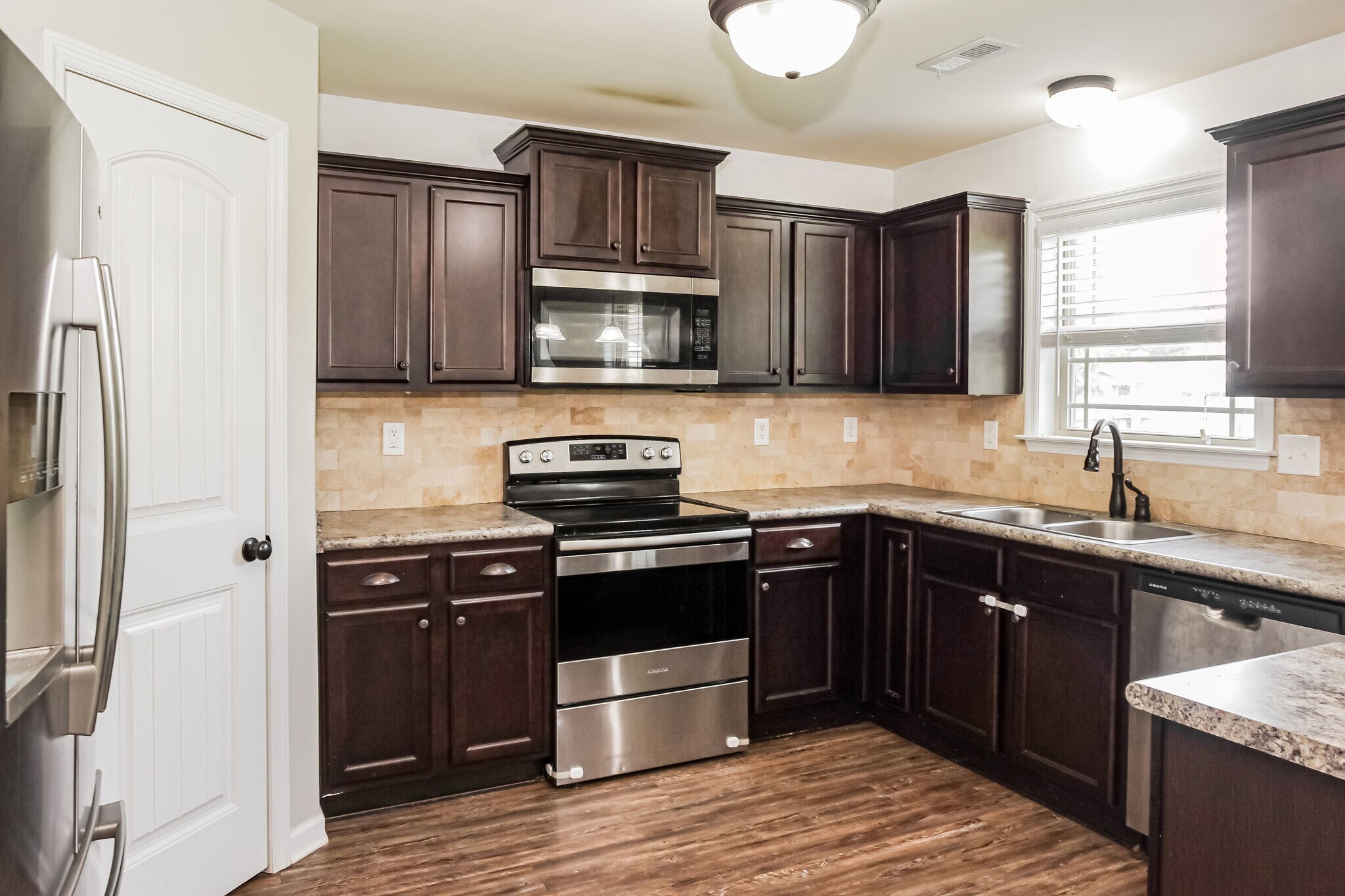 Building Photo - 138 Chestnut Cove