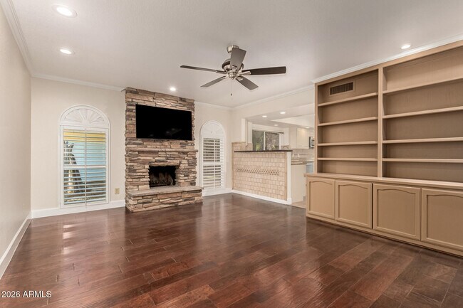 Building Photo - 10638 E Turquoise Ave