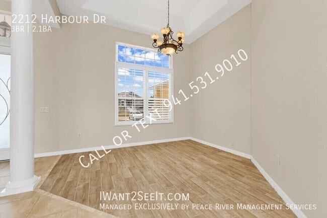 Building Photo - 2212 Harbour Dr