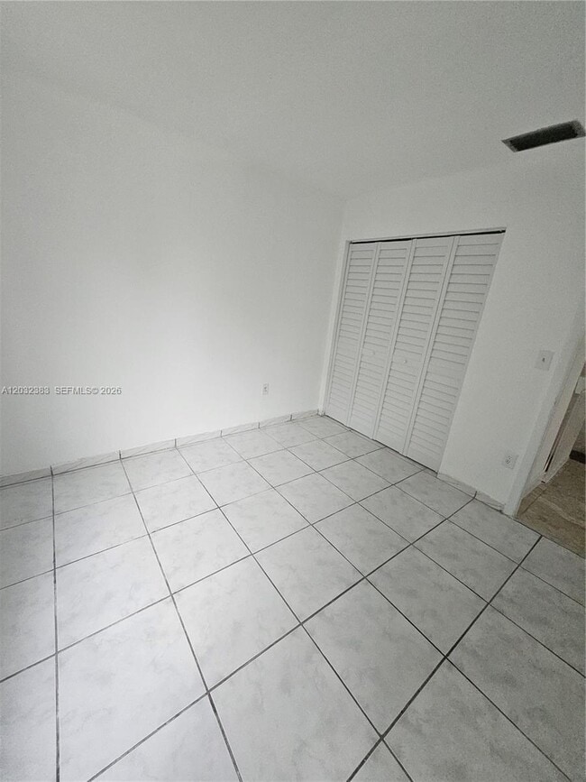Building Photo - 9890 NW 80th Pl