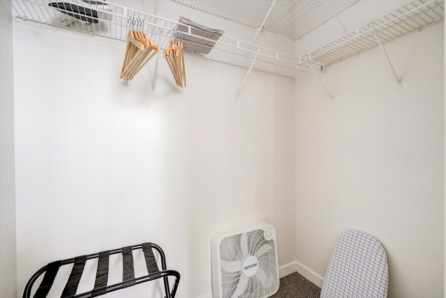 Building Photo - 50 N Illinois St