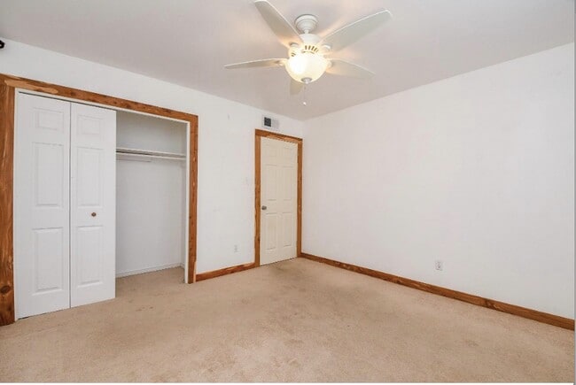 Building Photo - 7233 Beechnut St