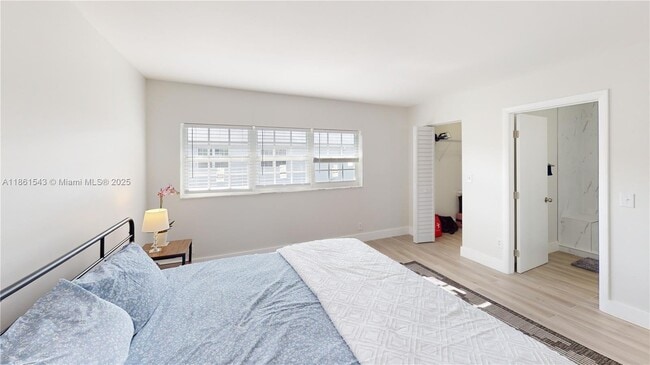 Building Photo - 1825 SW 81st Terrace