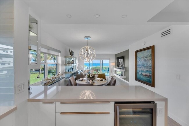 Building Photo - 1610 N Ocean Blvd