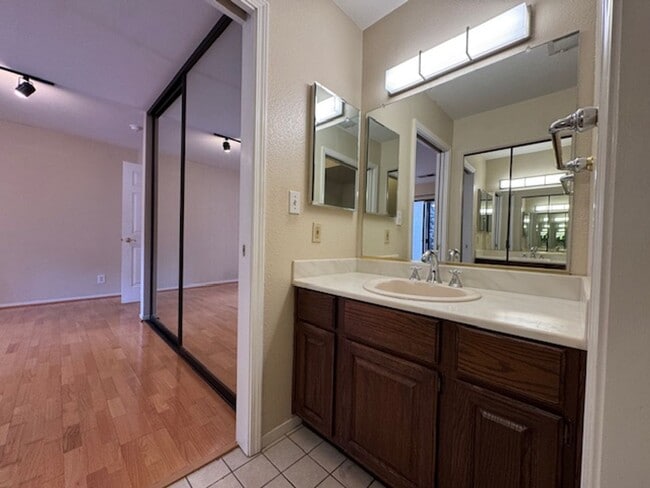 Building Photo - Beautiful updated 2 Story condo in Main Chance Estates w/attached 2 car garage!