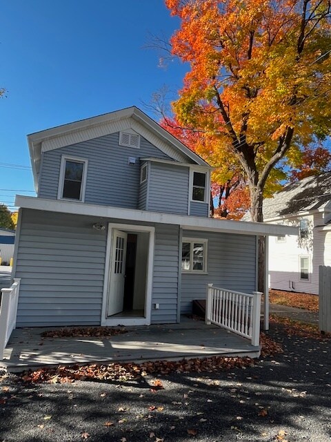 Building Photo - 25 Church St