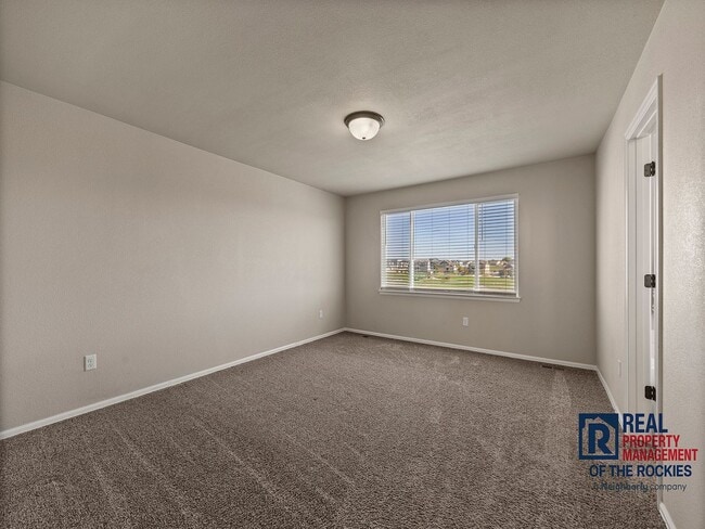 Building Photo - Amazing 4 Bed 3.5 Bath House in Severance!