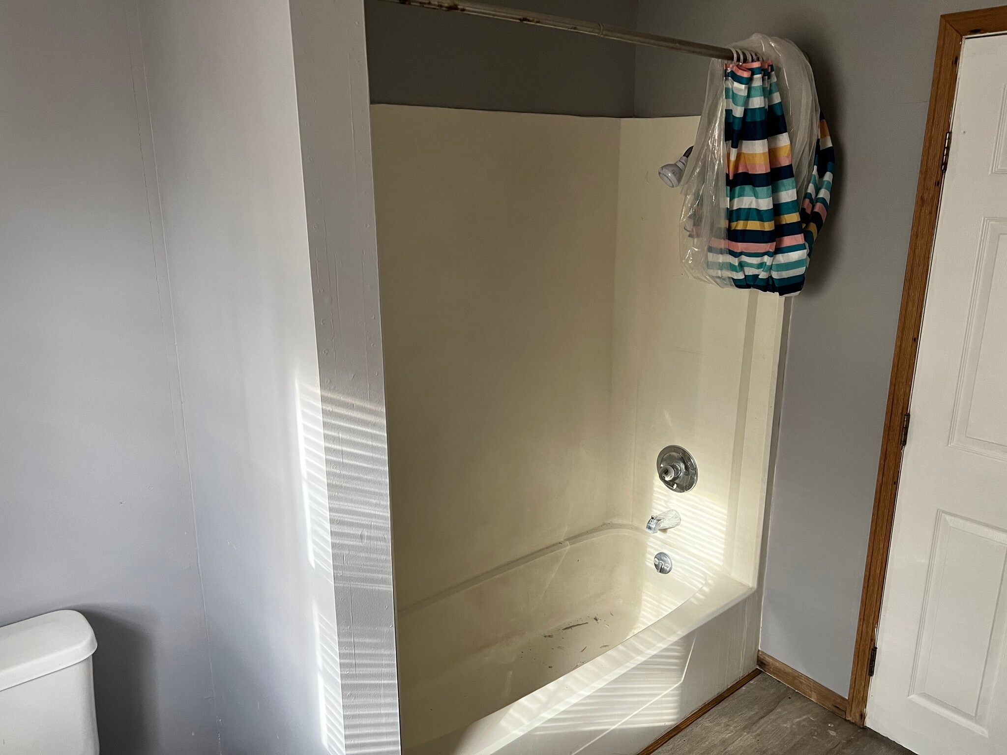 Bathroom - 325 E Avenue C