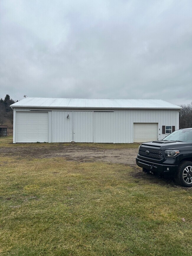 Building Photo - 2859 125th Ave