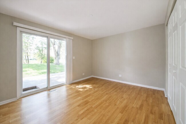 Building Photo - 1000 Wesley Ln