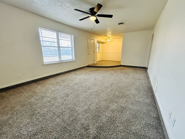 Building Photo - 4914 57th St