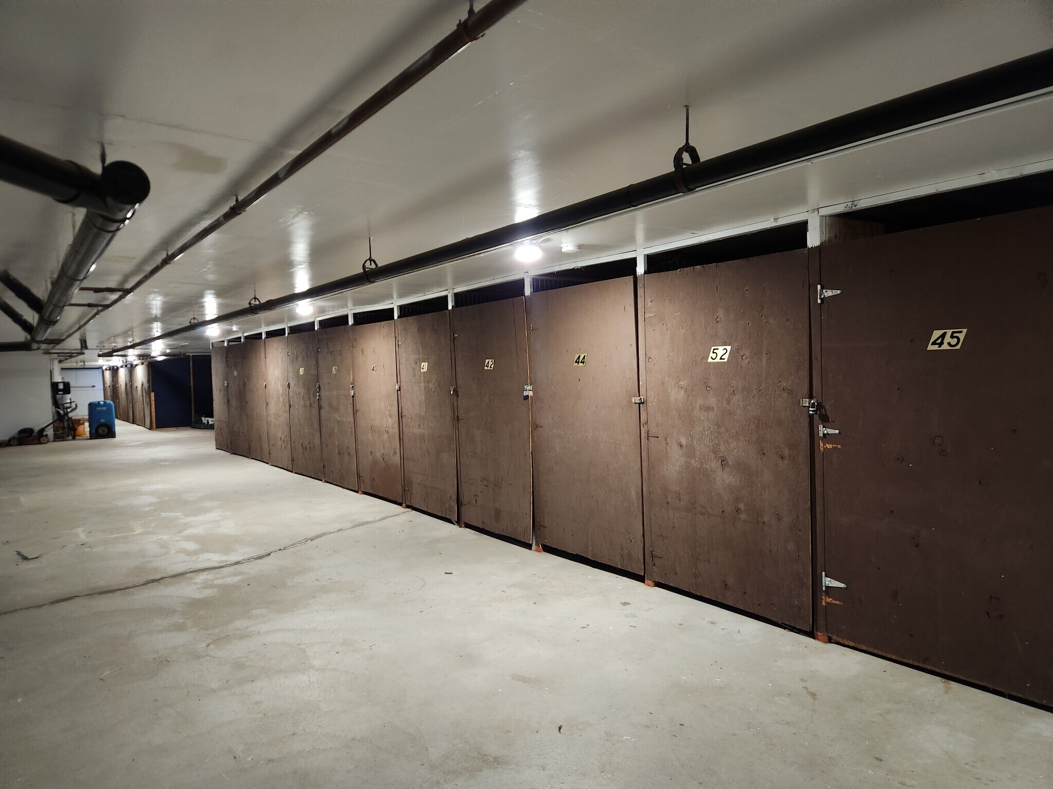 Designated storage unit, secured area, clean - 24 West Rd