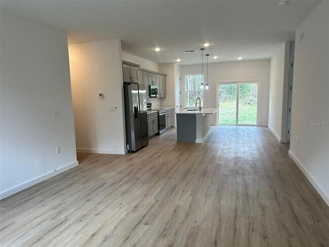 Building Photo - 6807 SW 153rd Pl Rd