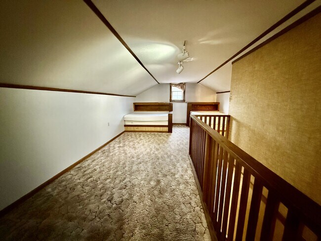 Building Photo - 2703 Old Spartanburg Rd