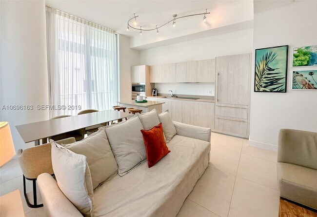 Building Photo - 4111 S Ocean Dr