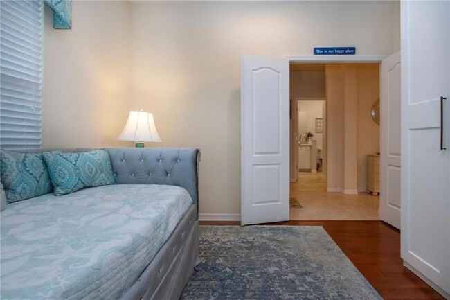 Building Photo - 4920 Maymont Park Cir