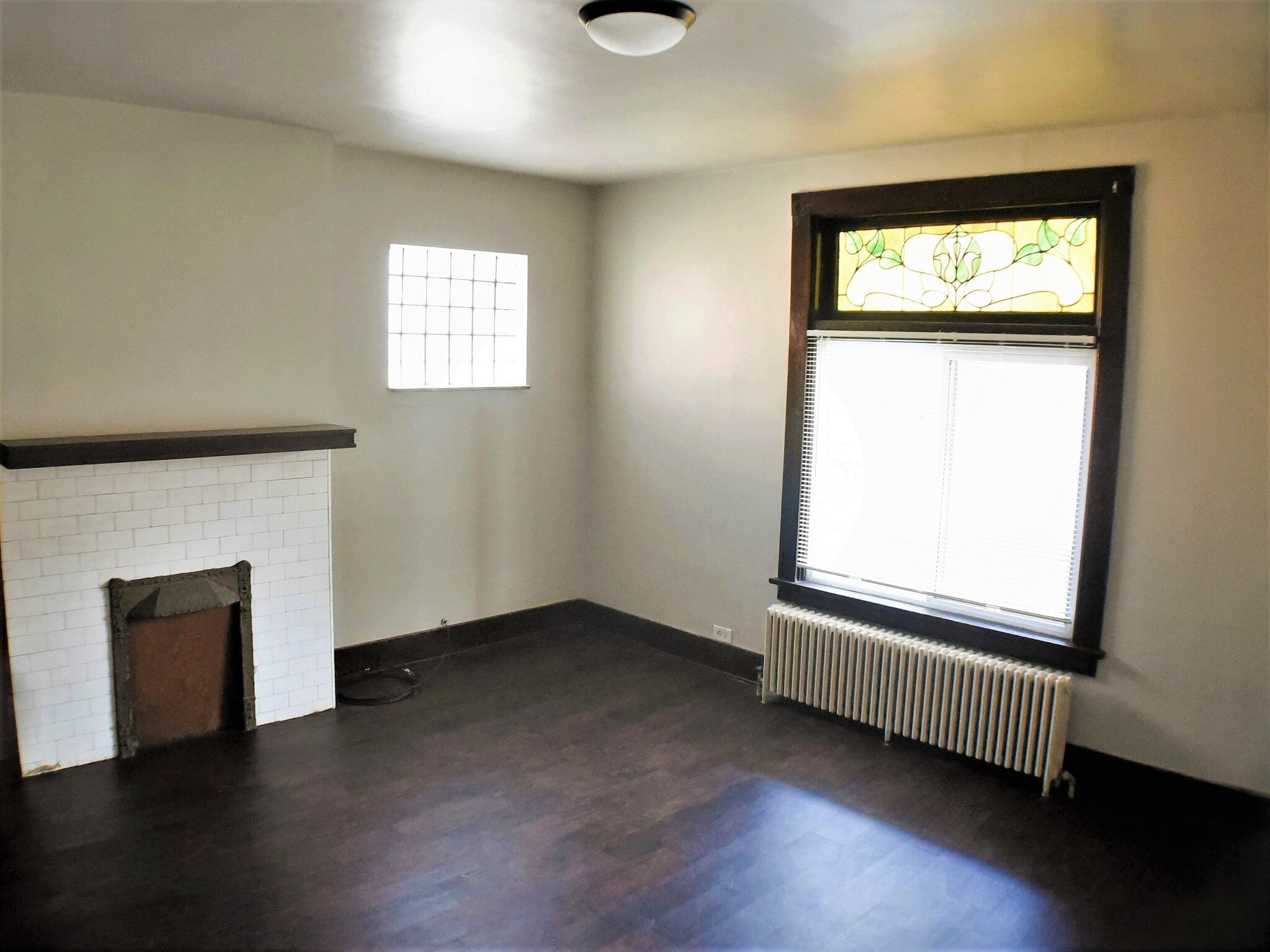 Living room - 227 Maytide St