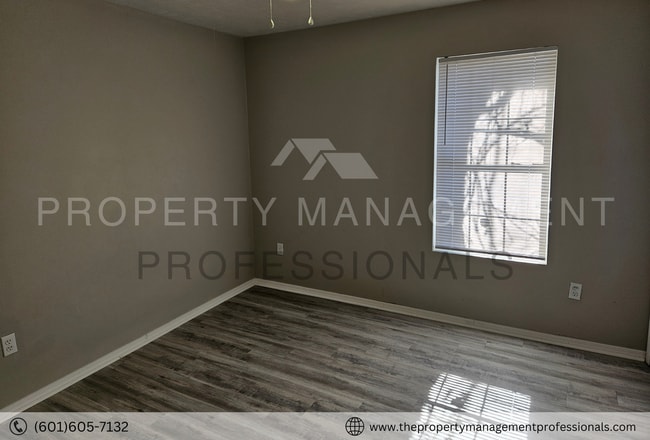 Building Photo - 2814 Smith Robinson St