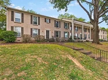 Building Photo - 1011 Murfreesboro Rd