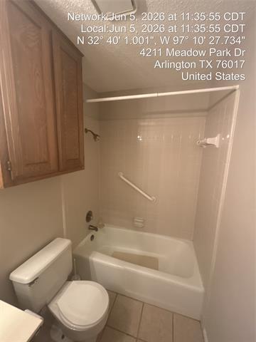 Building Photo - 4211 Meadow Park Dr