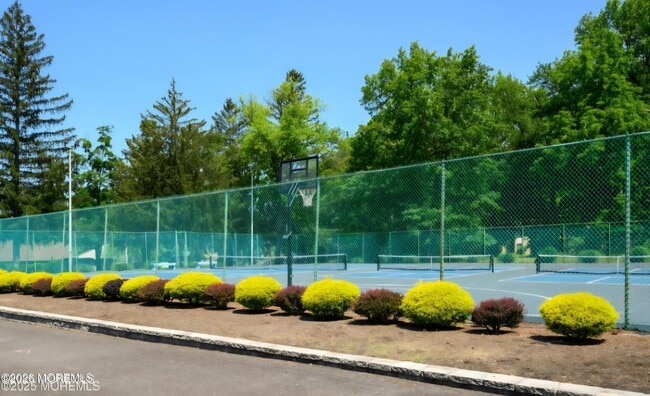 Building Photo - 59 Amberly Dr