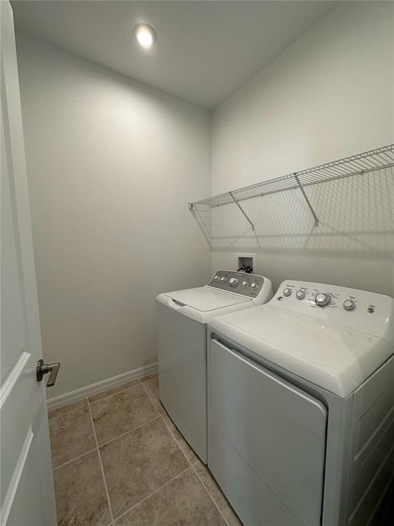 Building Photo - 2190 Ridge Pointe Ln