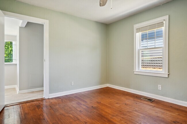 Building Photo - 1278 Adair St SW