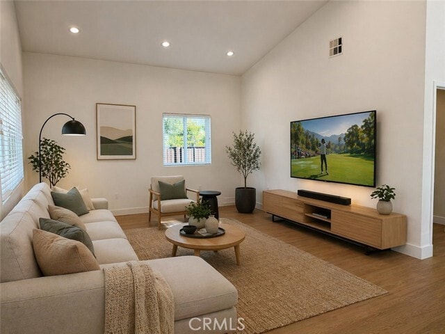 Building Photo - 9132 Balcom Ave