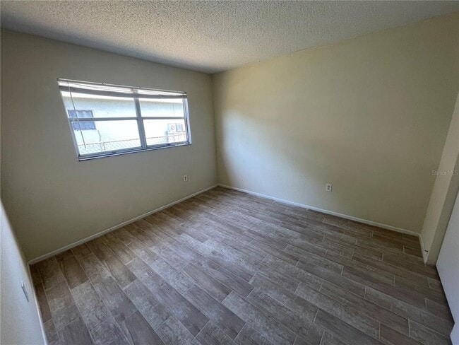 Building Photo - 12807 Kellywood Cir