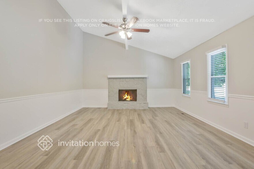 Building Photo - 4036 Macedin Ct