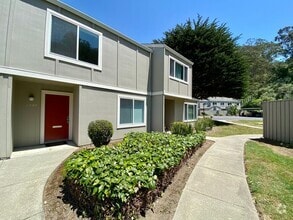 Building Photo - Newly Renovated Condo with NEW KITCHEN! - ...