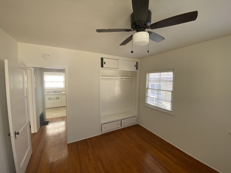 Bedroom - 803 S Marengo Ave