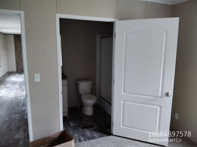 Building Photo - 312 Old Tavern Ln
