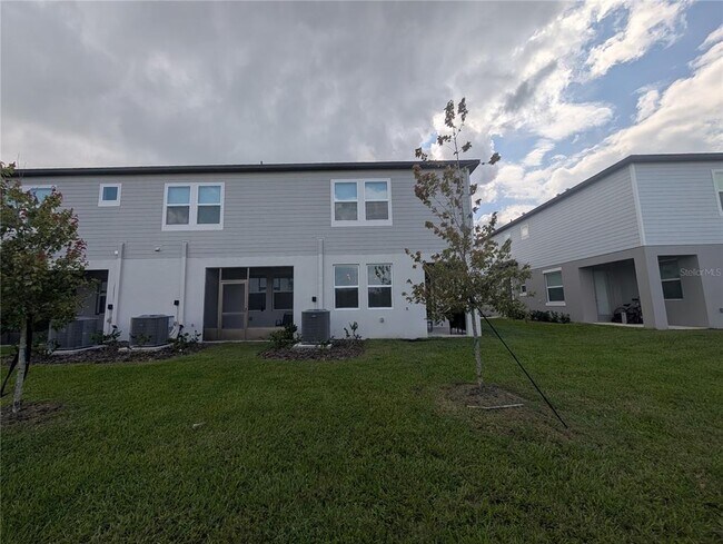 Building Photo - 3385 Lapis Lk Dr