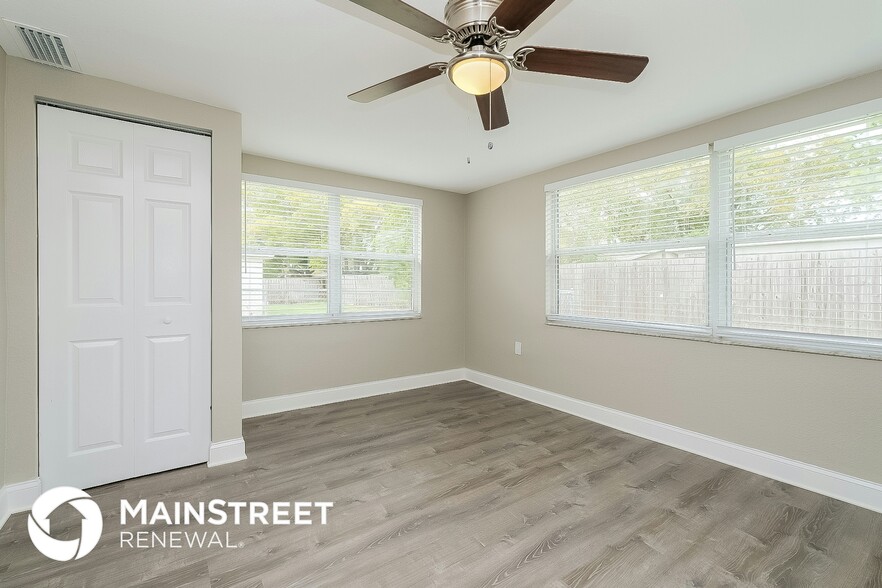 Building Photo - 5311 Hawk Dr