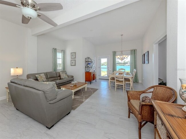 Building Photo - 498 Buena Vista Dr