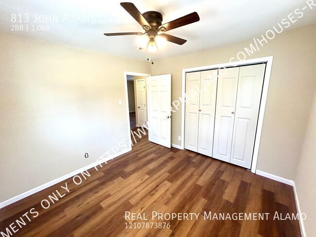 Building Photo - **MOVE-IN SPECIAL** AVAILABLE NOW! 2 Bedro...