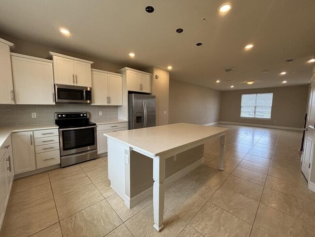 Building Photo - 8656 Waksman Pl