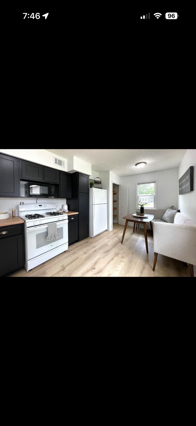 Building Photo - 4212 Jewell St