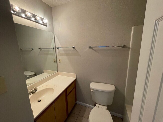 Building Photo - PRE-LEASING FOR AUGUST 7 2026!