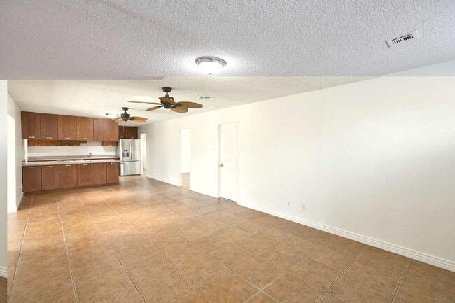 Building Photo - Charming South Scottsdale Ranch  home new ...