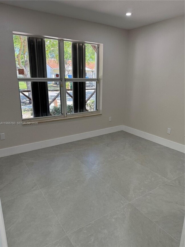 Building Photo - 7612 NW 38th Ct