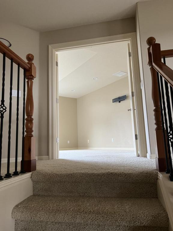 Building Photo - 15715 SE Bybee Dr