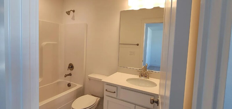 Building Photo - 408 Ringo Ln
