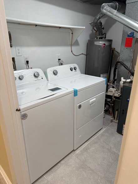 Building Photo - 2707A Sussex Ct